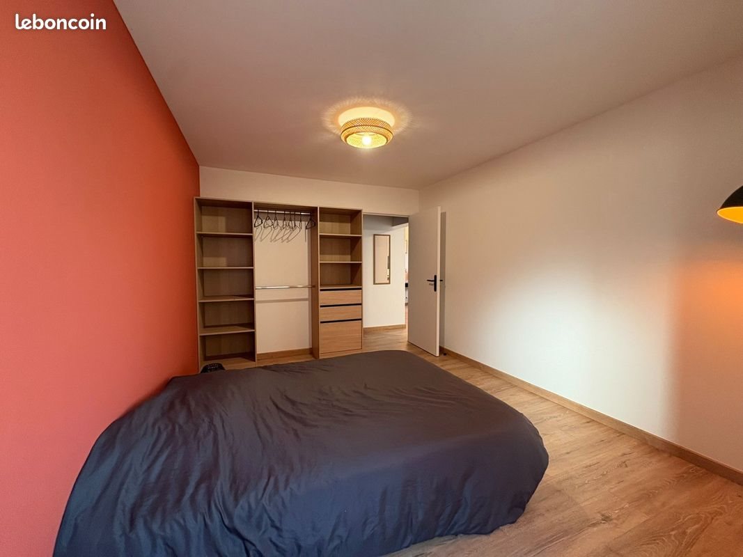 Appartement à louer, 45m², Villereversure