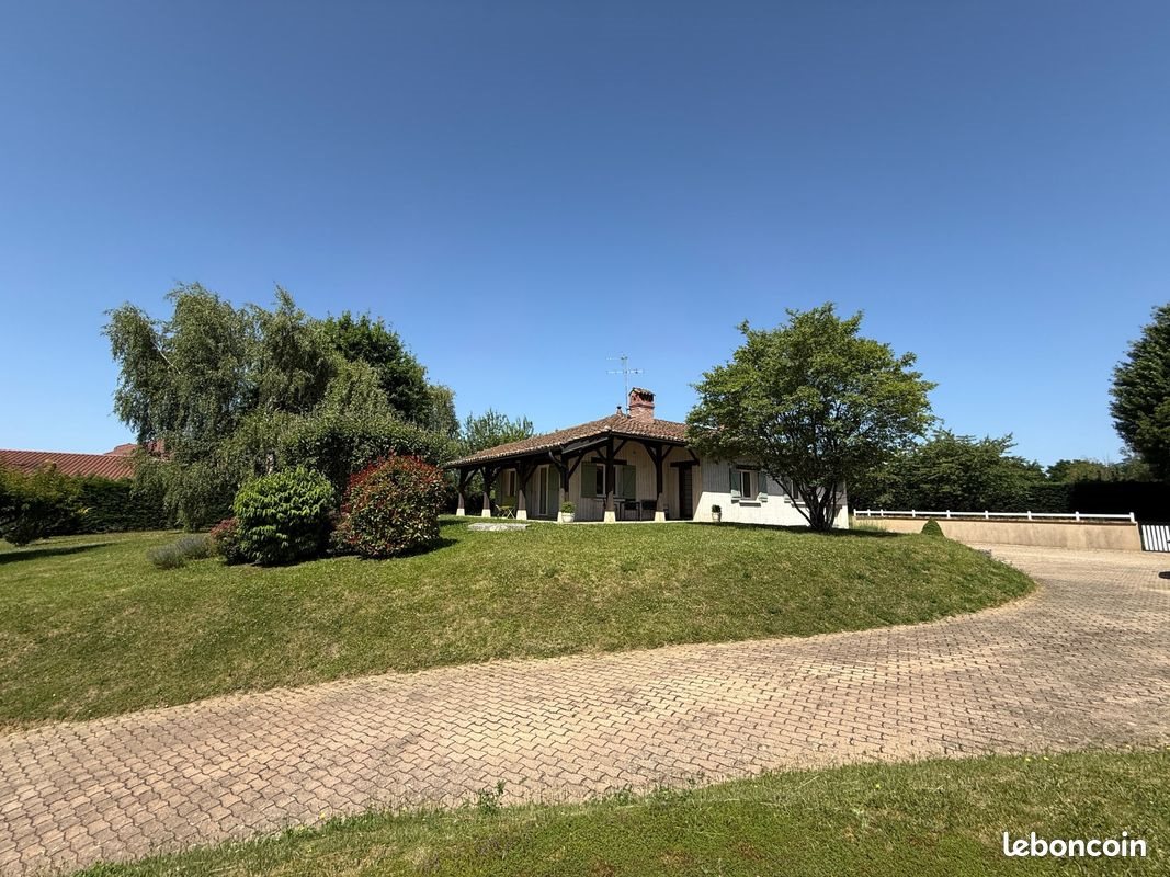 Maison à vendre, 127m², Montagnat