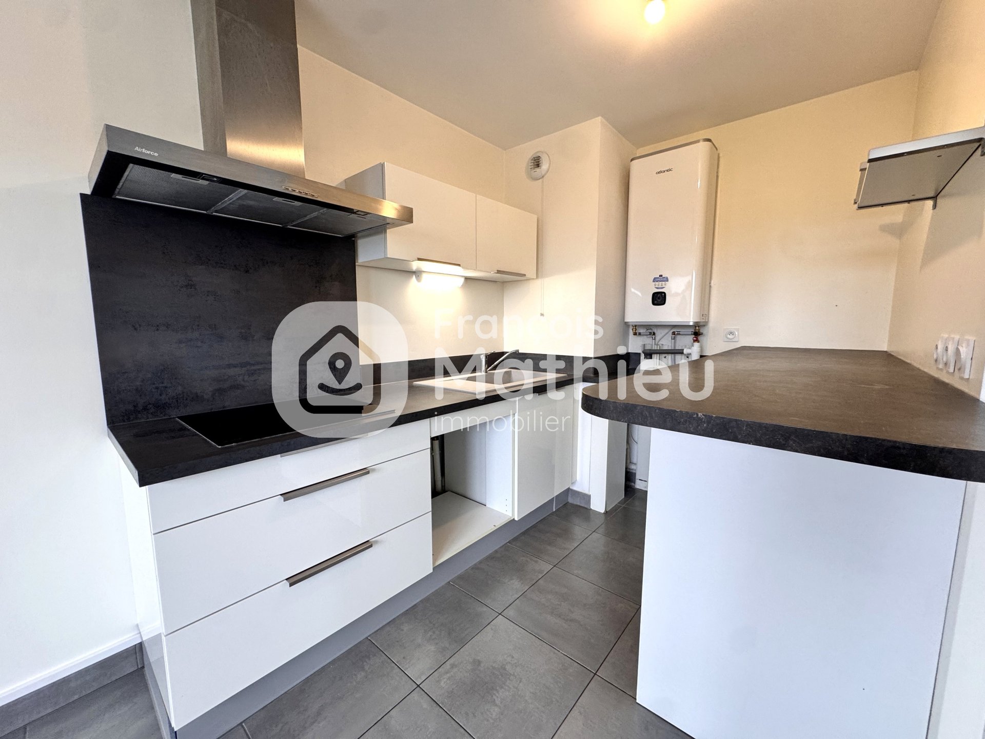 Appartement à louer, 37m², Tramoyes