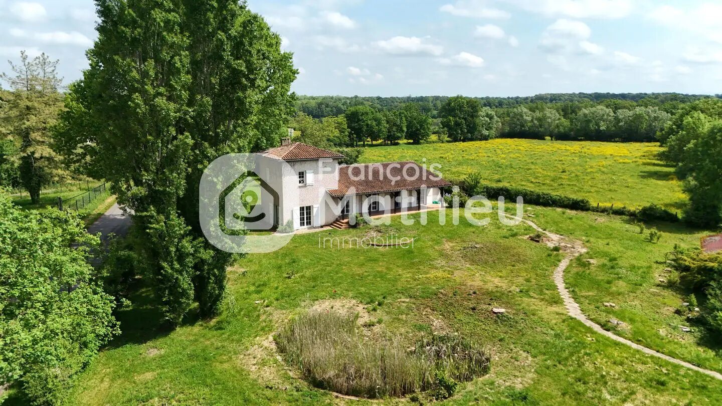 Maison à vendre, 184m², Châtillon-sur-Chalaronne