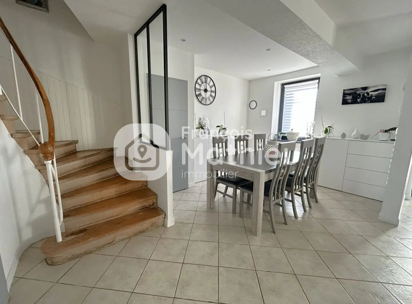 Maison à vendre, 171m², Fareins