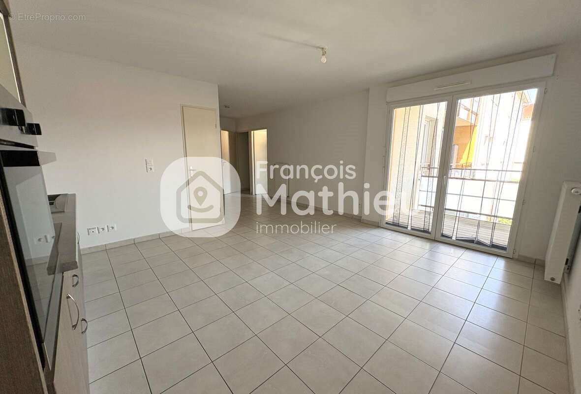 Appartement à vendre, 51m², Saint-André-de-Corcy