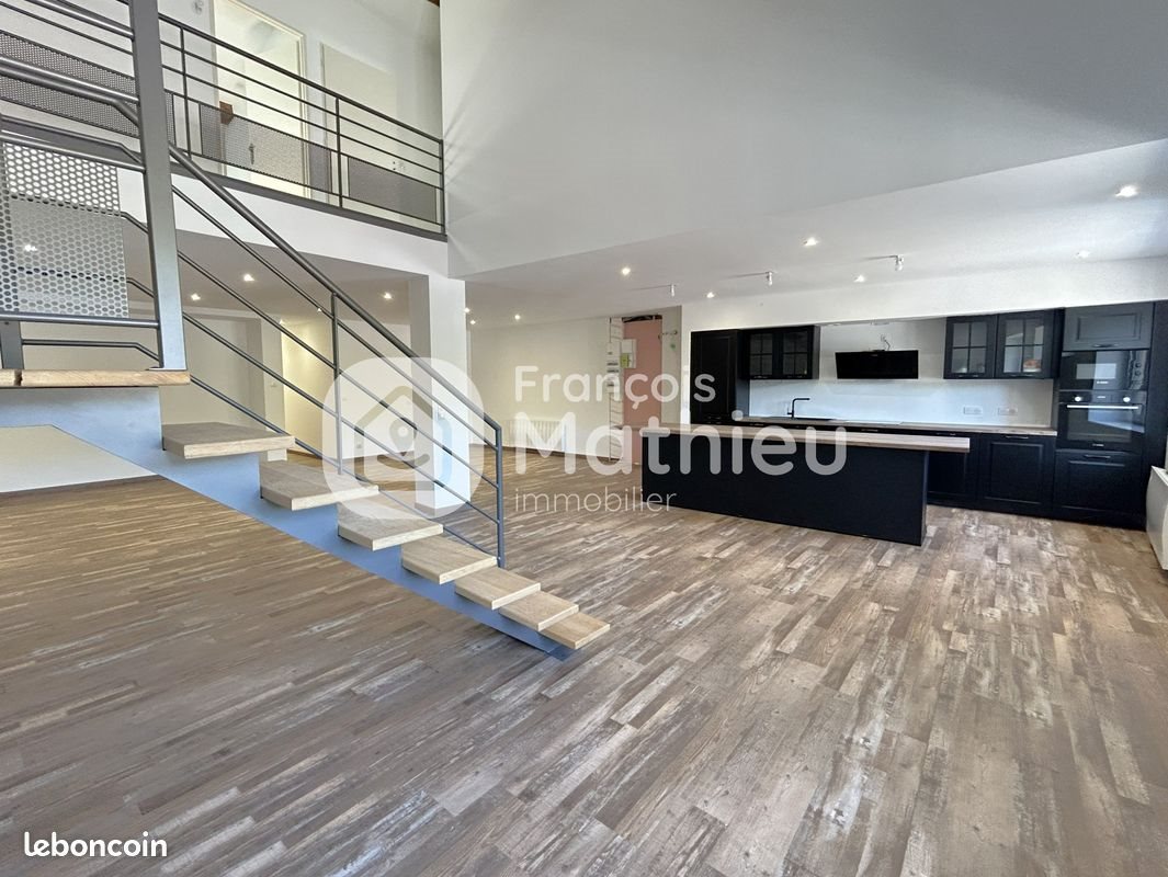 Appartement à vendre, 196m², Châtillon-sur-Chalaronne