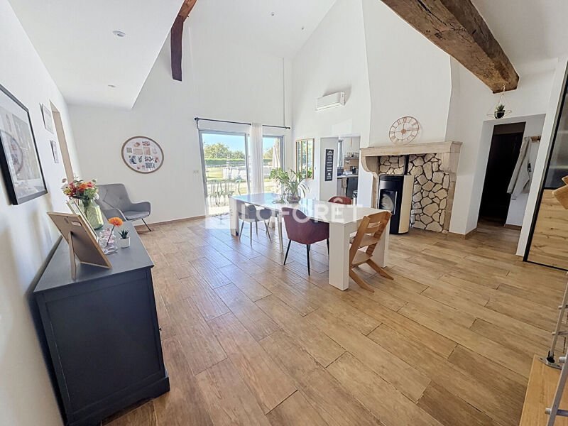Maison à vendre, 201m², Jayat