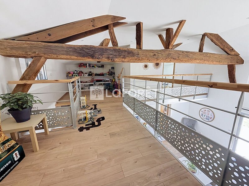 Maison à vendre, 201m², Jayat