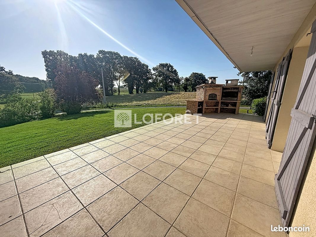 Maison à vendre, 197m², Montrevel-en-Bresse