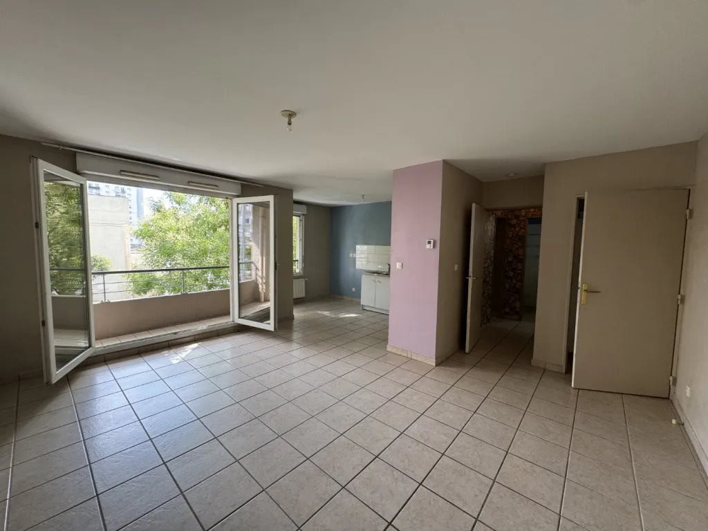 Appartement à louer, 47m², Vénissieux