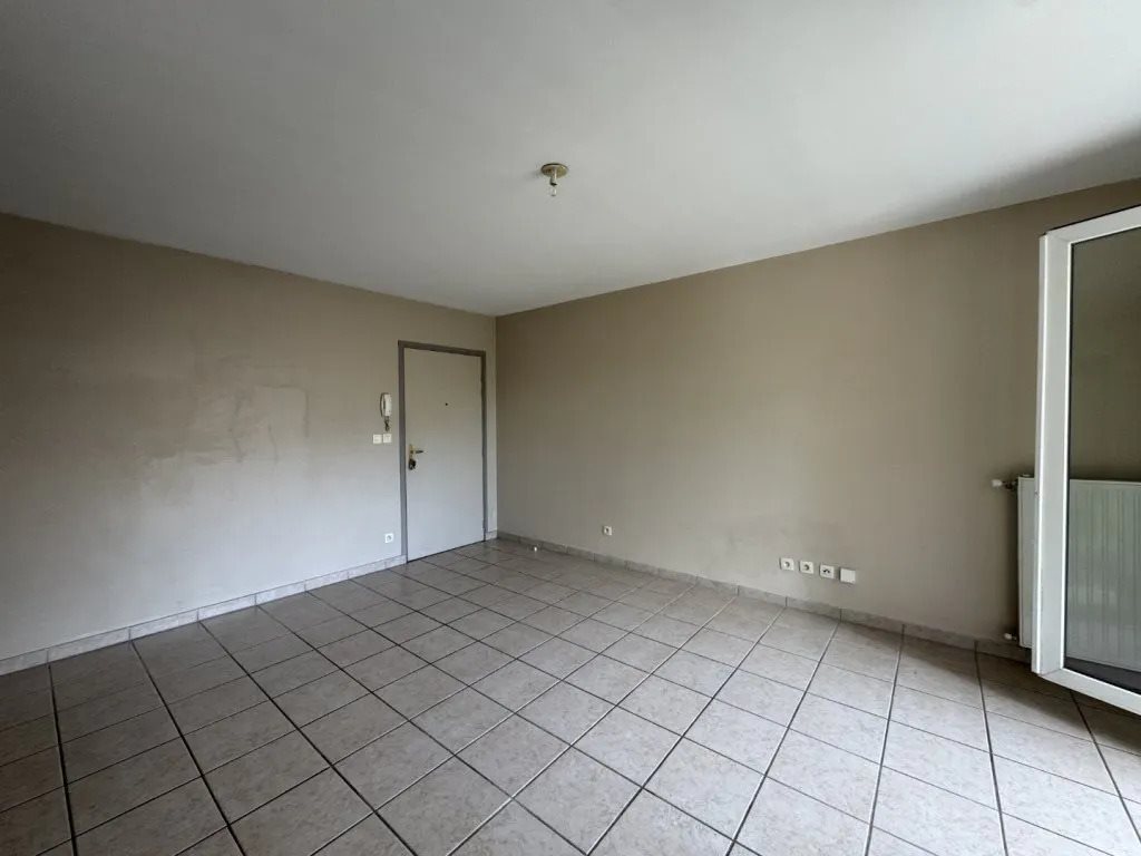 Appartement à louer, 47m², Vénissieux