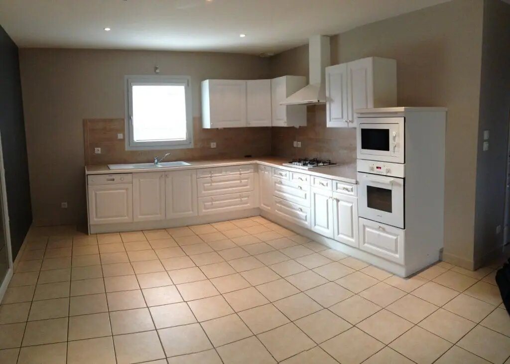 Maison à louer, 187m², Montanay
