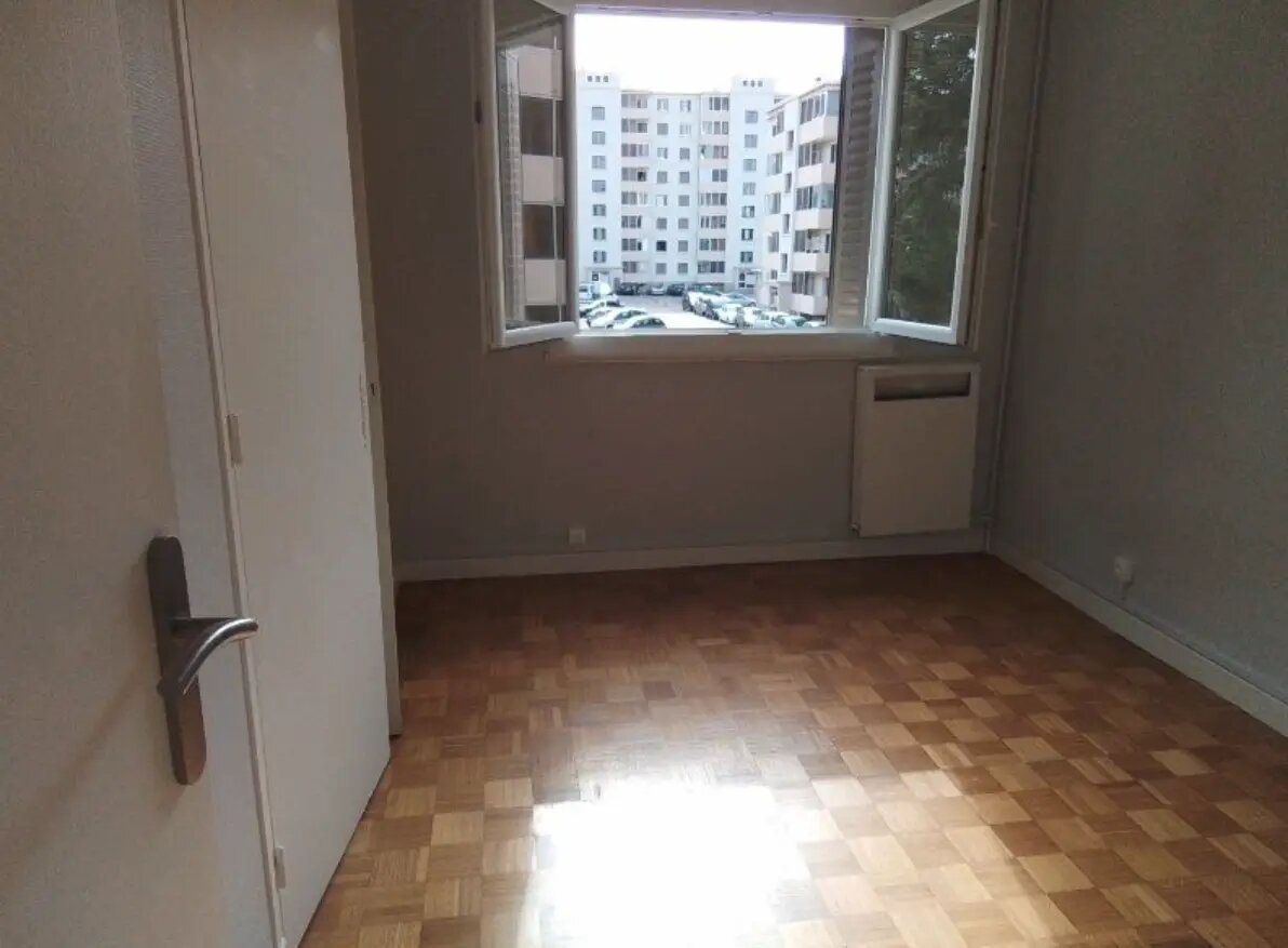 Appartement à louer, 51m², Vénissieux