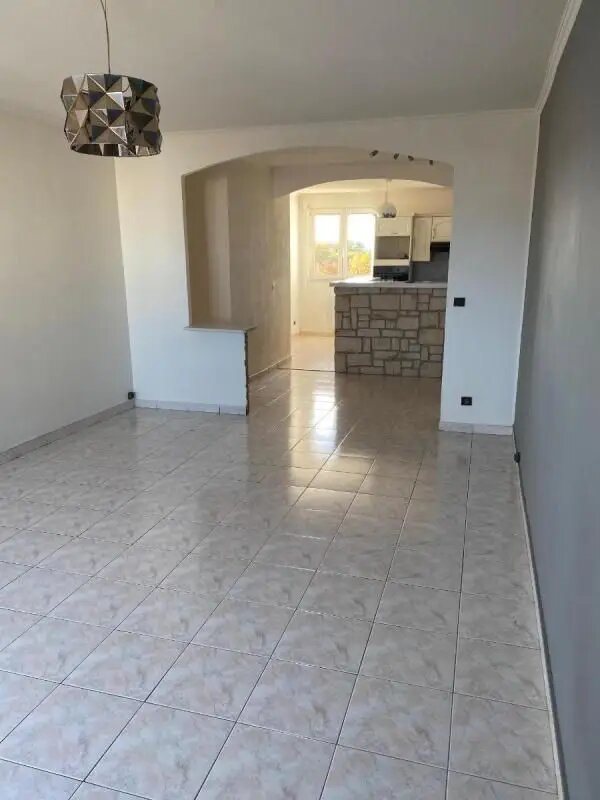 Appartement à louer, 71m², Décines-Charpieu