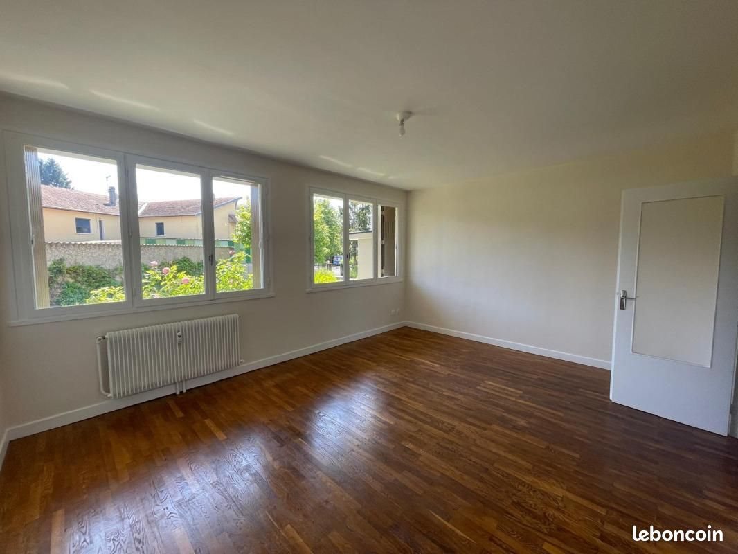 Appartement à louer, 69m², Vaulx-en-Velin