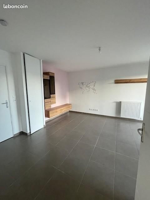 Appartement à louer, 40m², Décines-Charpieu