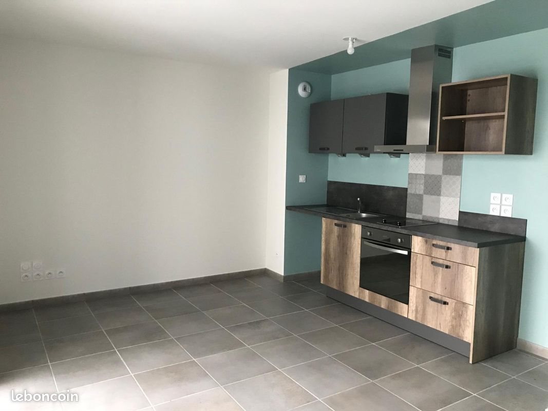 Appartement à louer, 39m², Décines-Charpieu