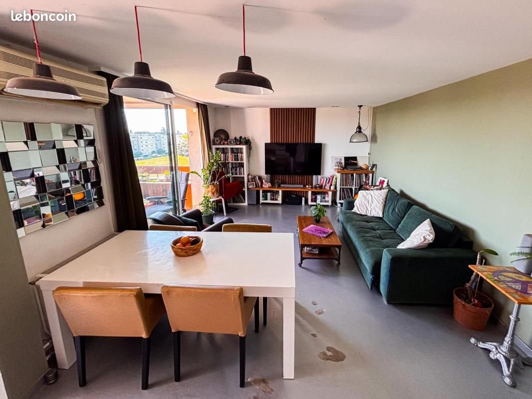 Appartement à louer, 56m², Décines-Charpieu