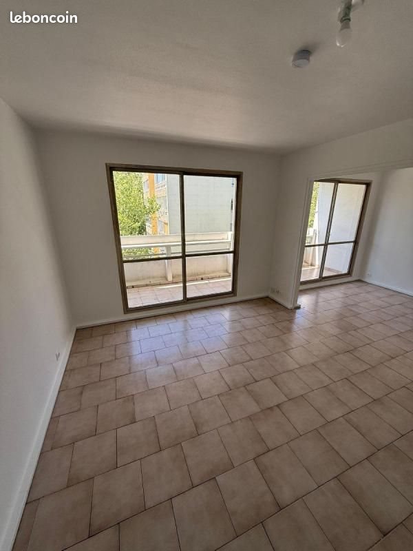 Appartement à louer, 65m², Décines-Charpieu