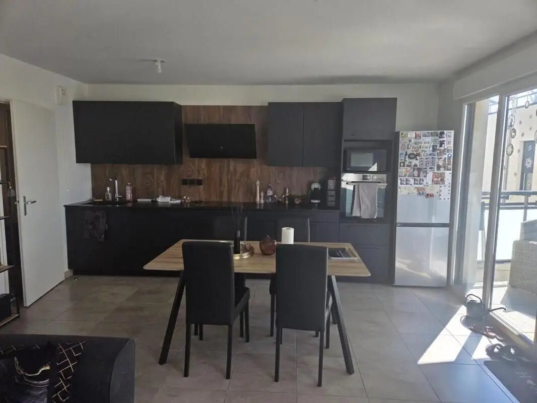 Appartement à louer, 65m², Décines-Charpieu