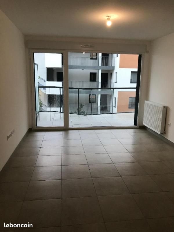 Appartement à louer, 41m², Décines-Charpieu