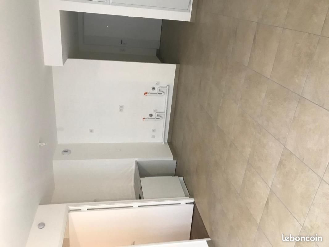 Appartement à louer, 41m², Décines-Charpieu