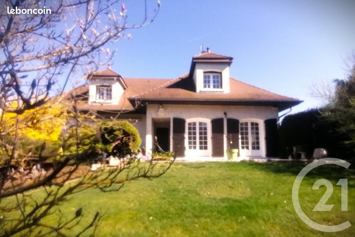 Maison à vendre, 161m², Izeaux