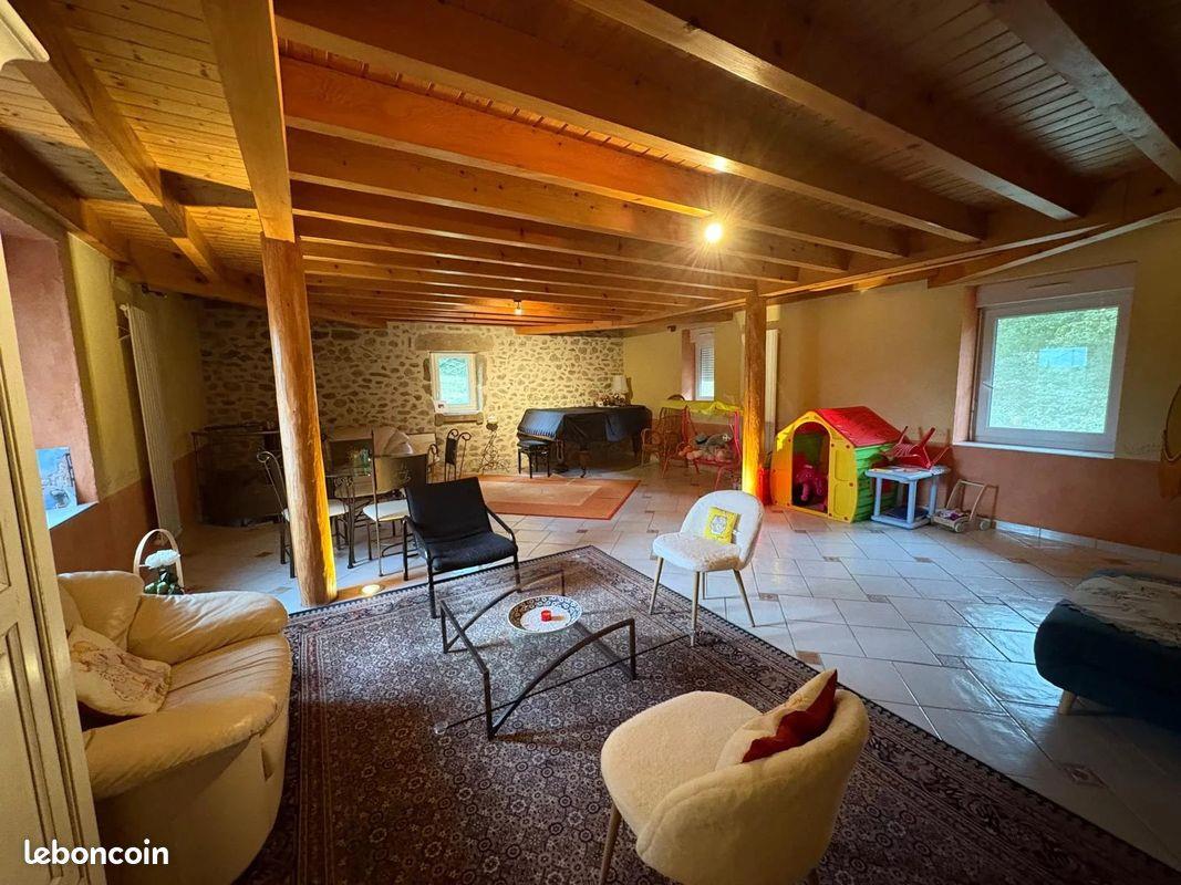 Maison à vendre, 324m², Toulaud