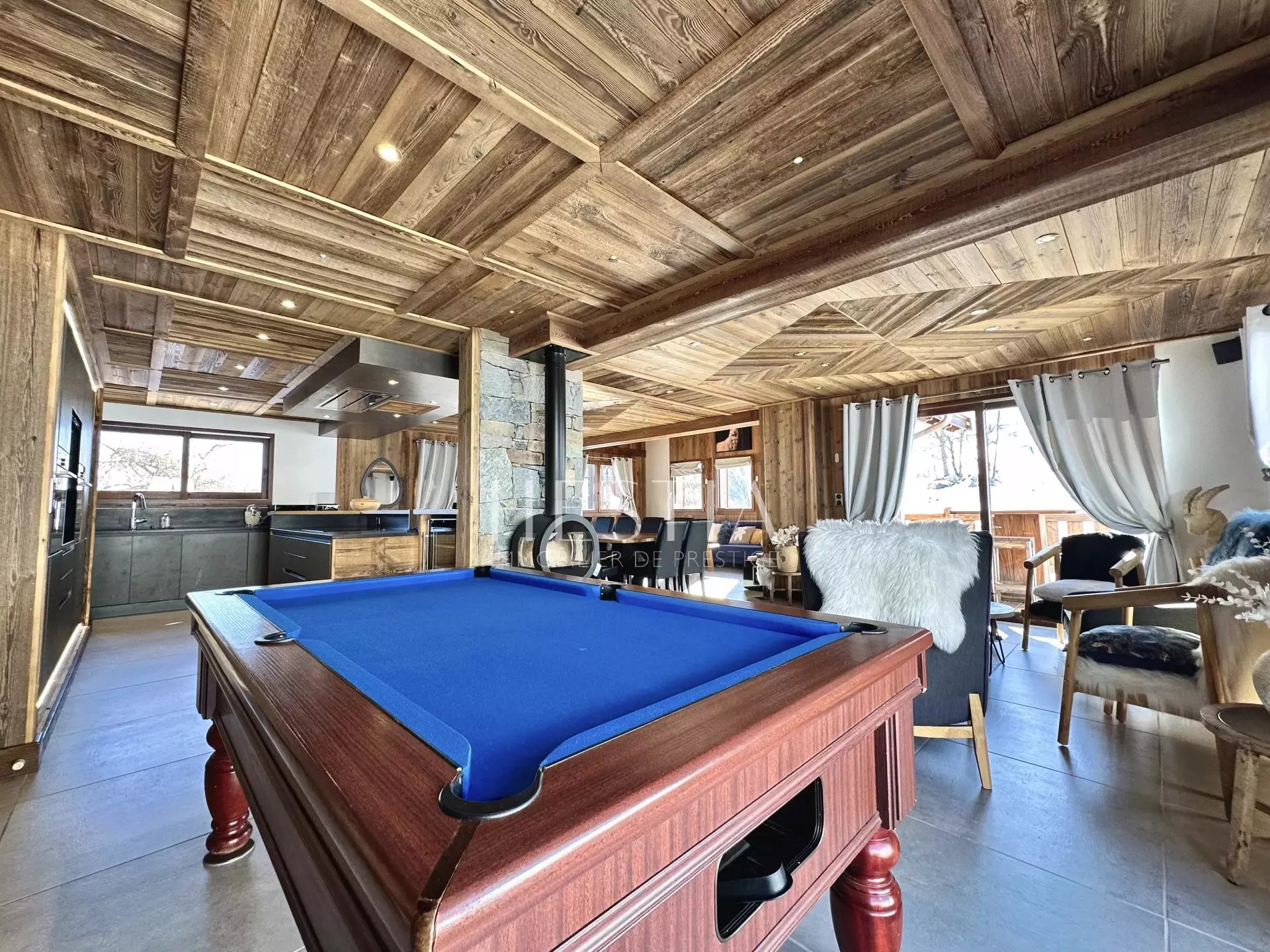 Maison à vendre, 237m², Villarembert (Le Corbier)