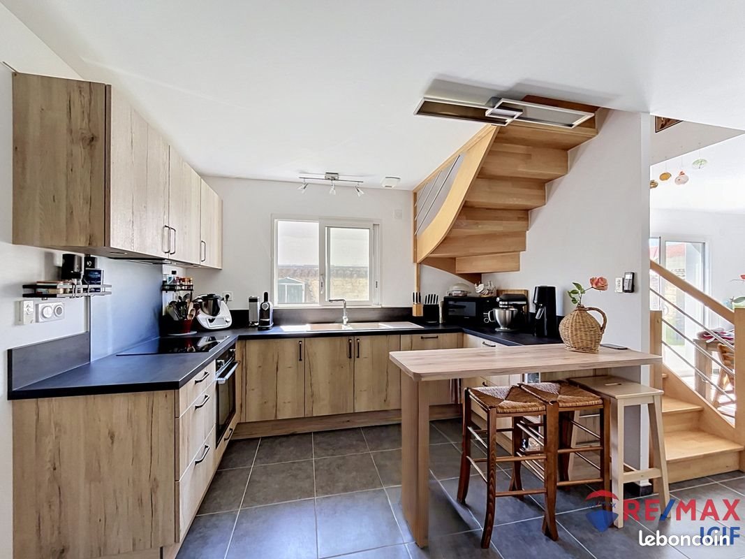 Maison à vendre, 107m², Roche