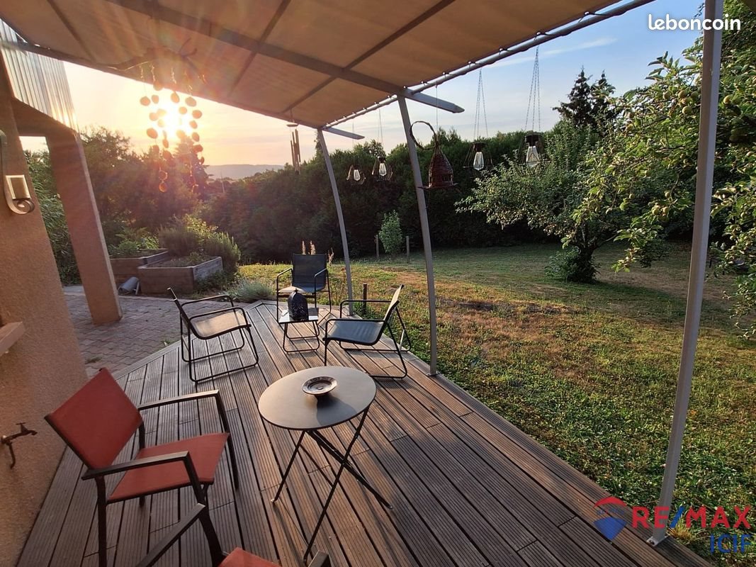 Maison à vendre, 155m², Meyrié