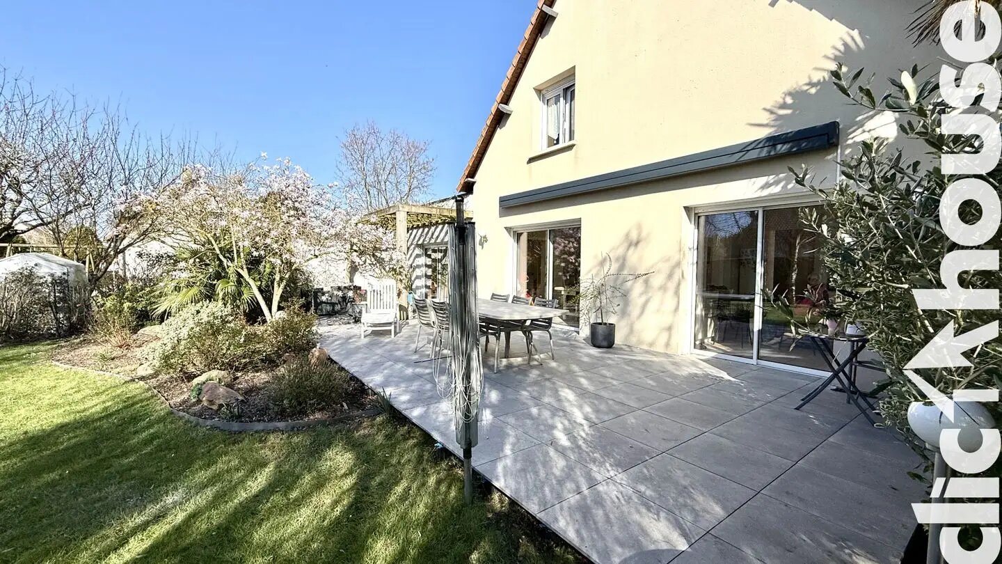 Maison à vendre, 166m², Castine-en-Plaine