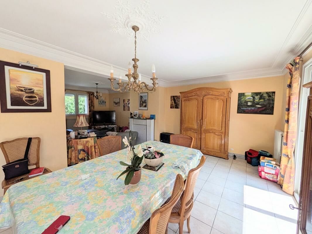 Maison à vendre, 127m², Saint-Contest