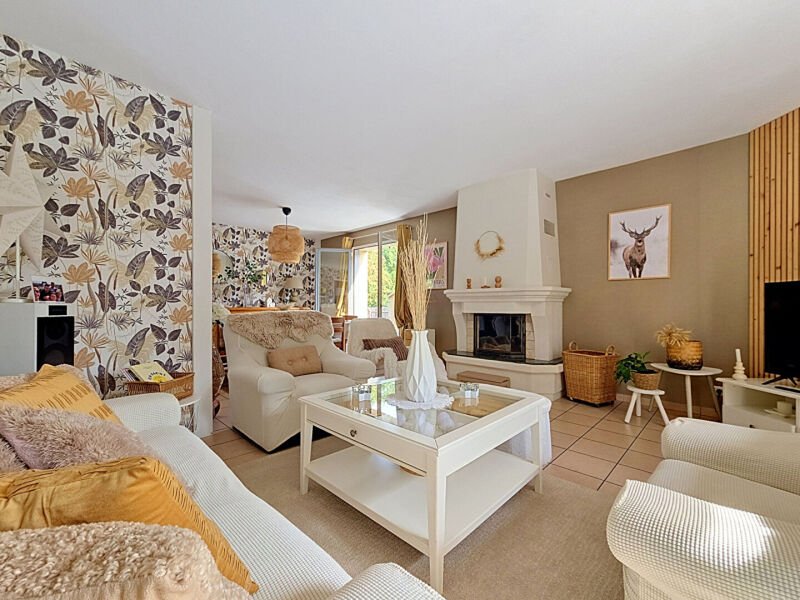 Maison à vendre, 136m², Verrie