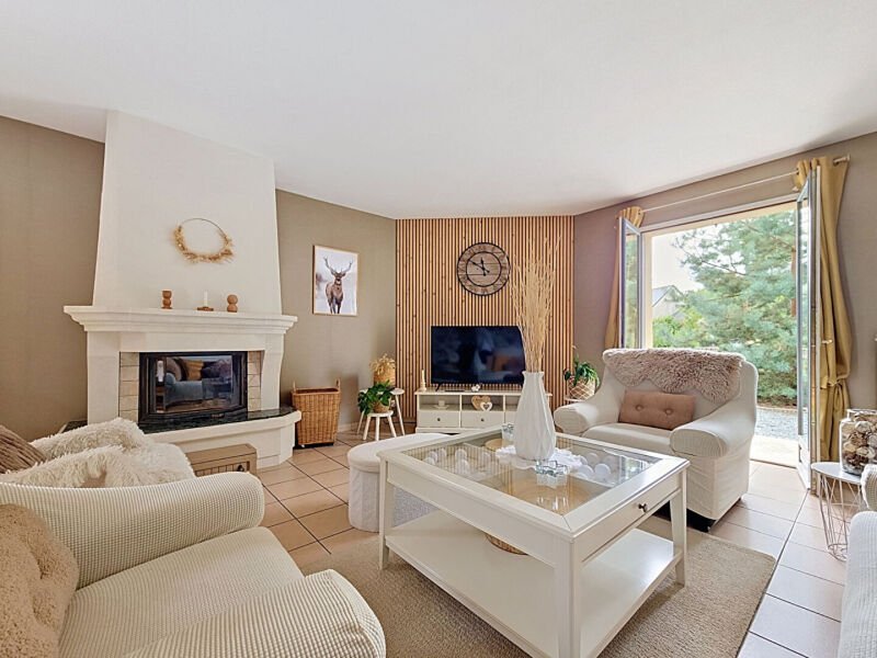 Maison à vendre, 136m², Verrie