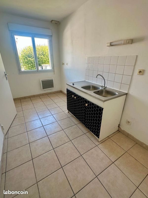 Maison à louer, 80m², Ifs