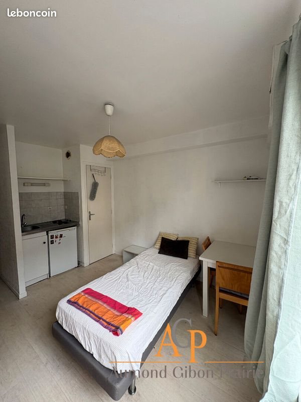 Appartement à louer, 15m², Caen