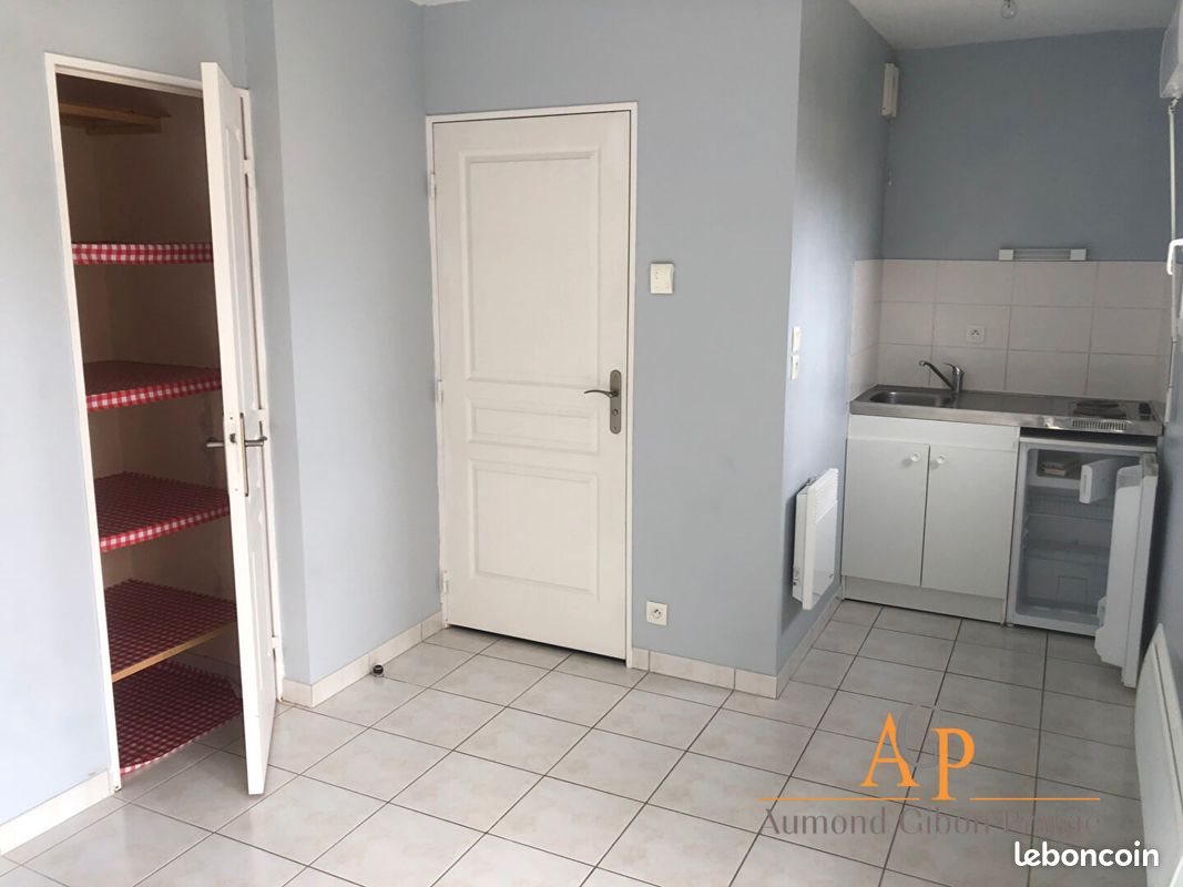 Appartement à louer, 17m², Caen