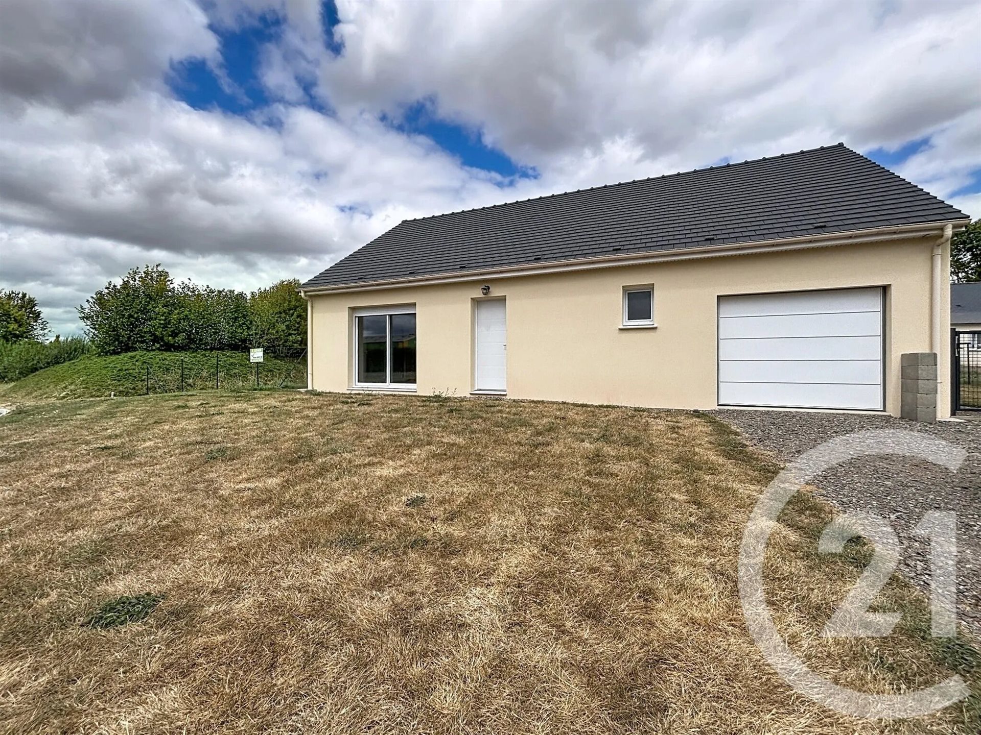 Maison à louer, 85m², Boucé
