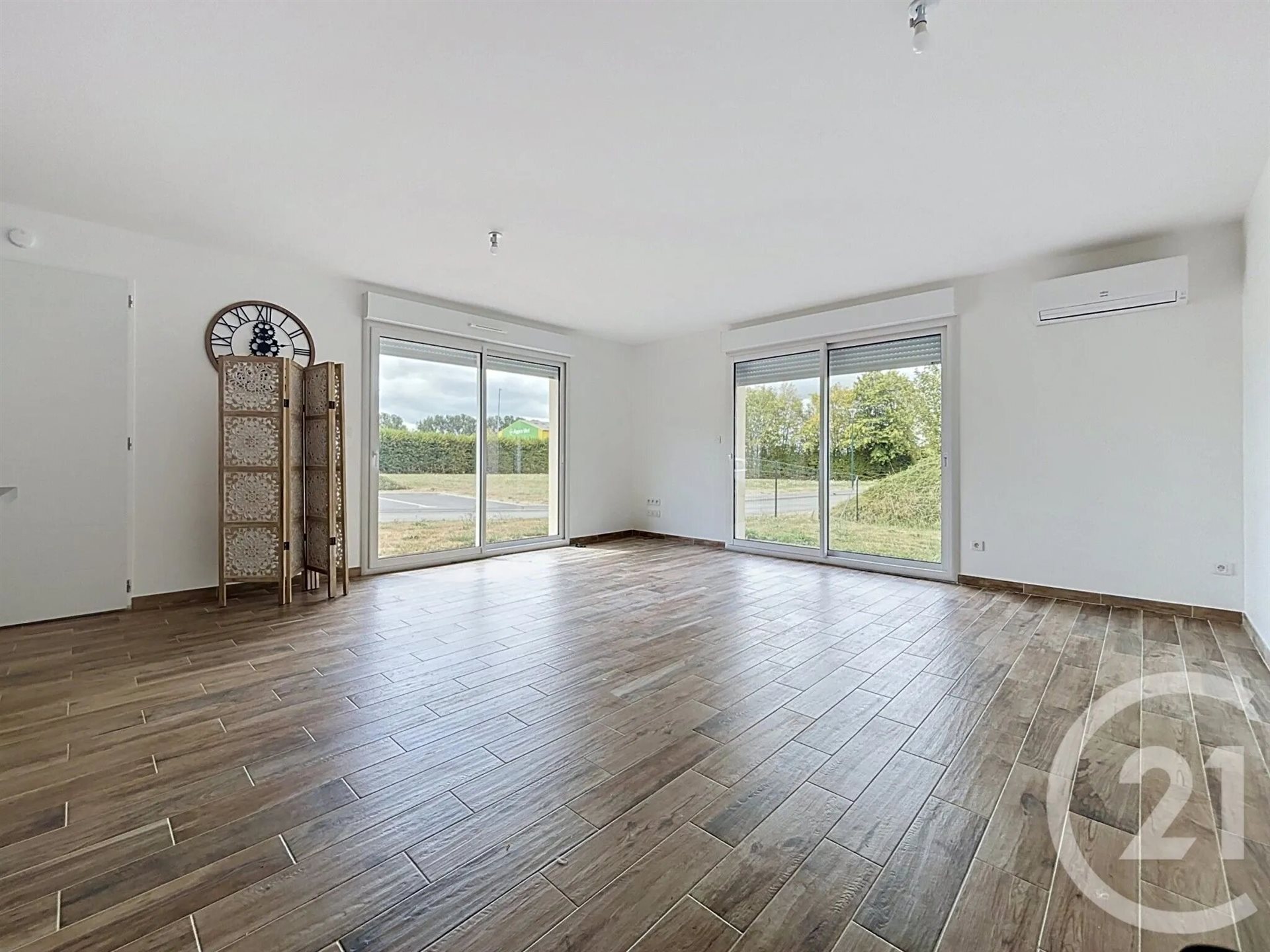 Maison à louer, 85m², Boucé