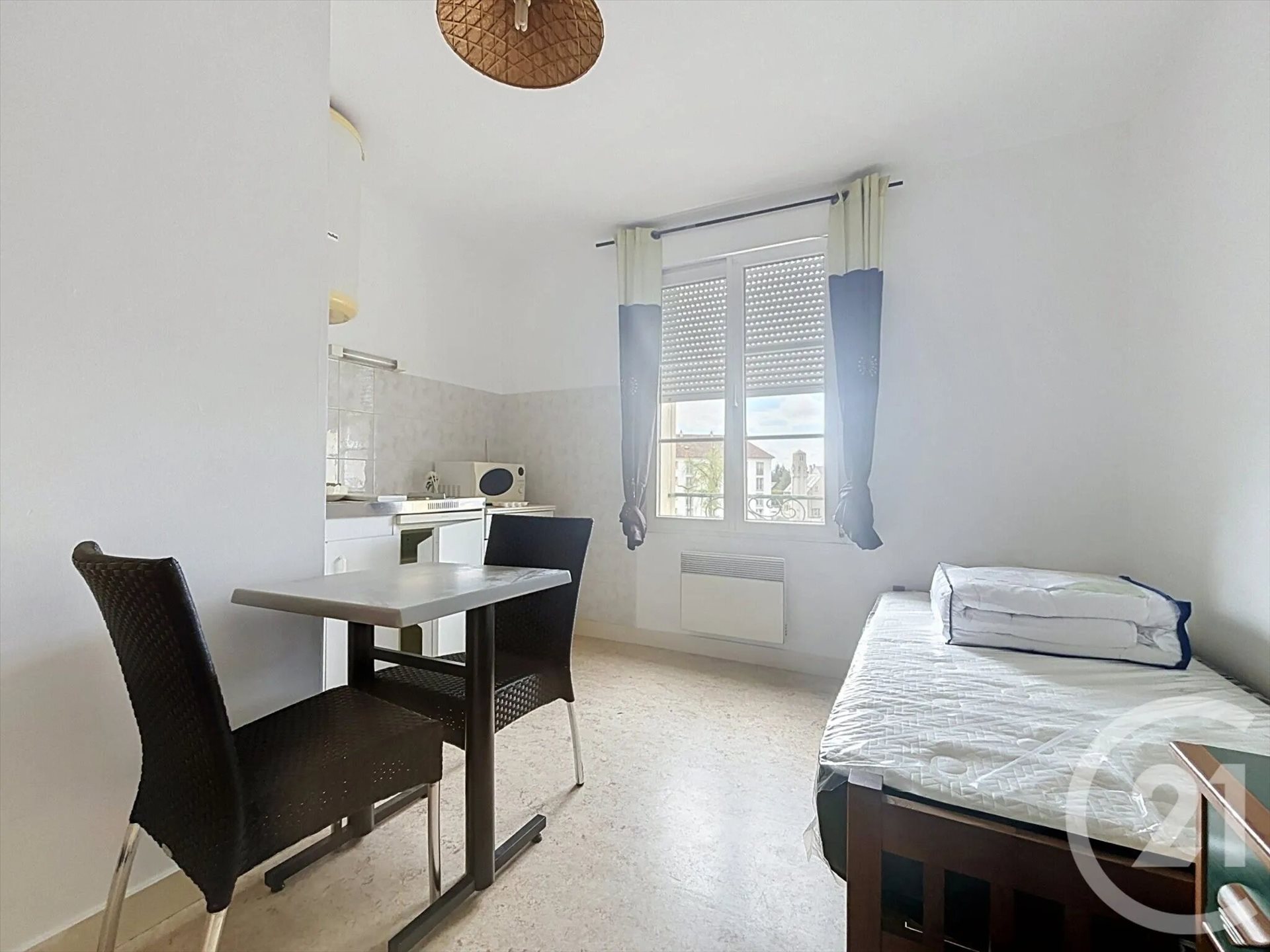 Appartement à louer, 14m², Argentan