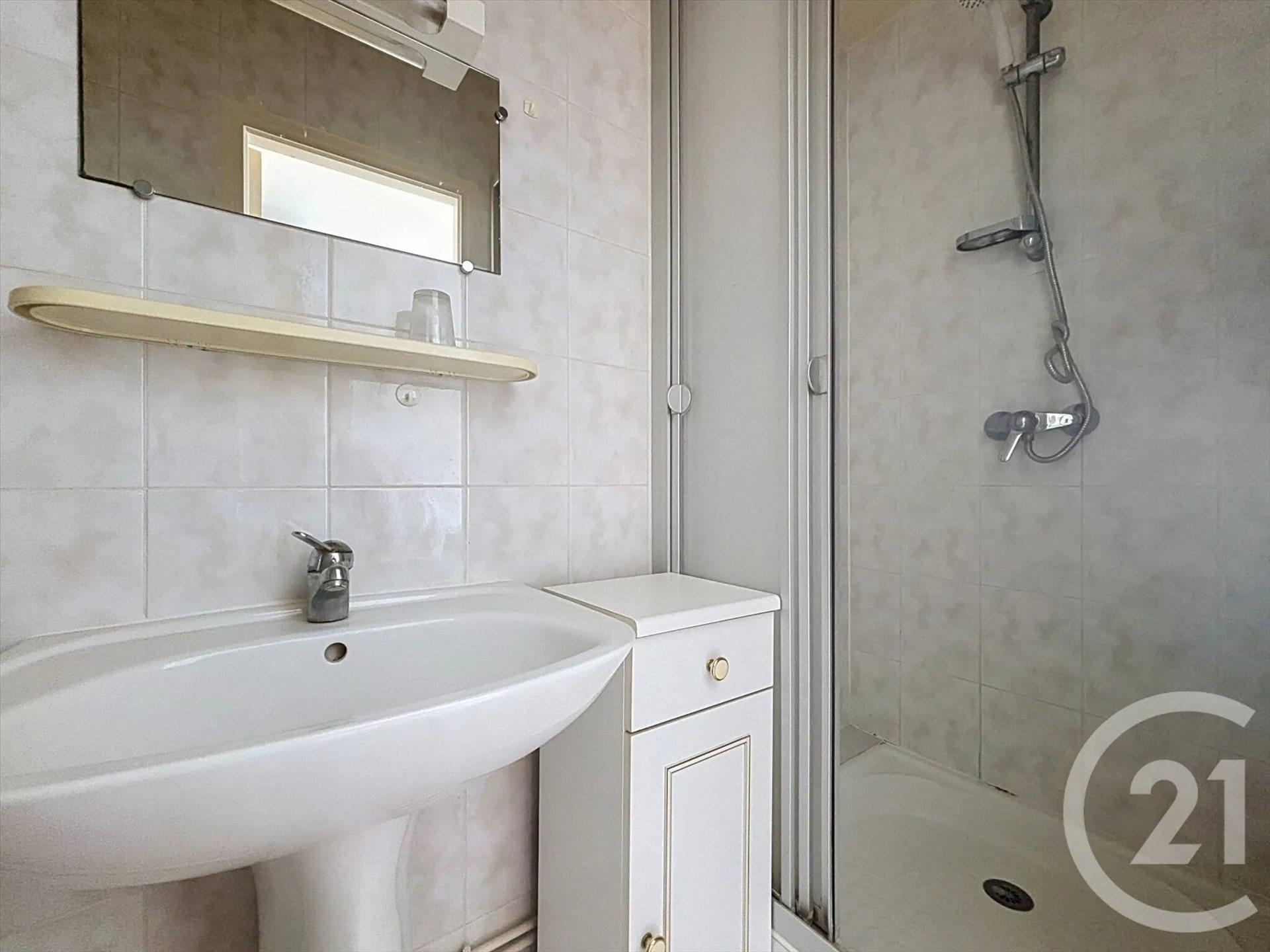 Appartement à louer, 14m², Argentan