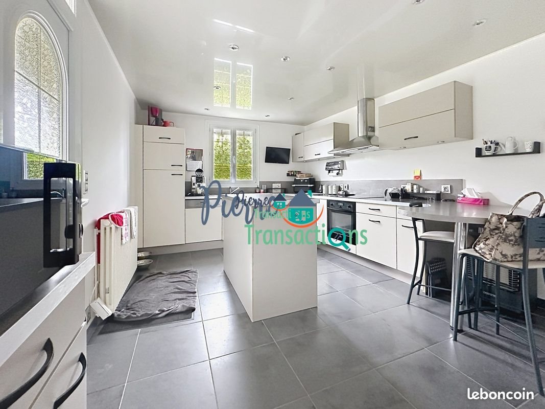 Maison à vendre, 154m², Lillebonne
