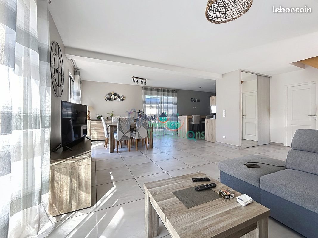 Maison à vendre, 137m², Lillebonne