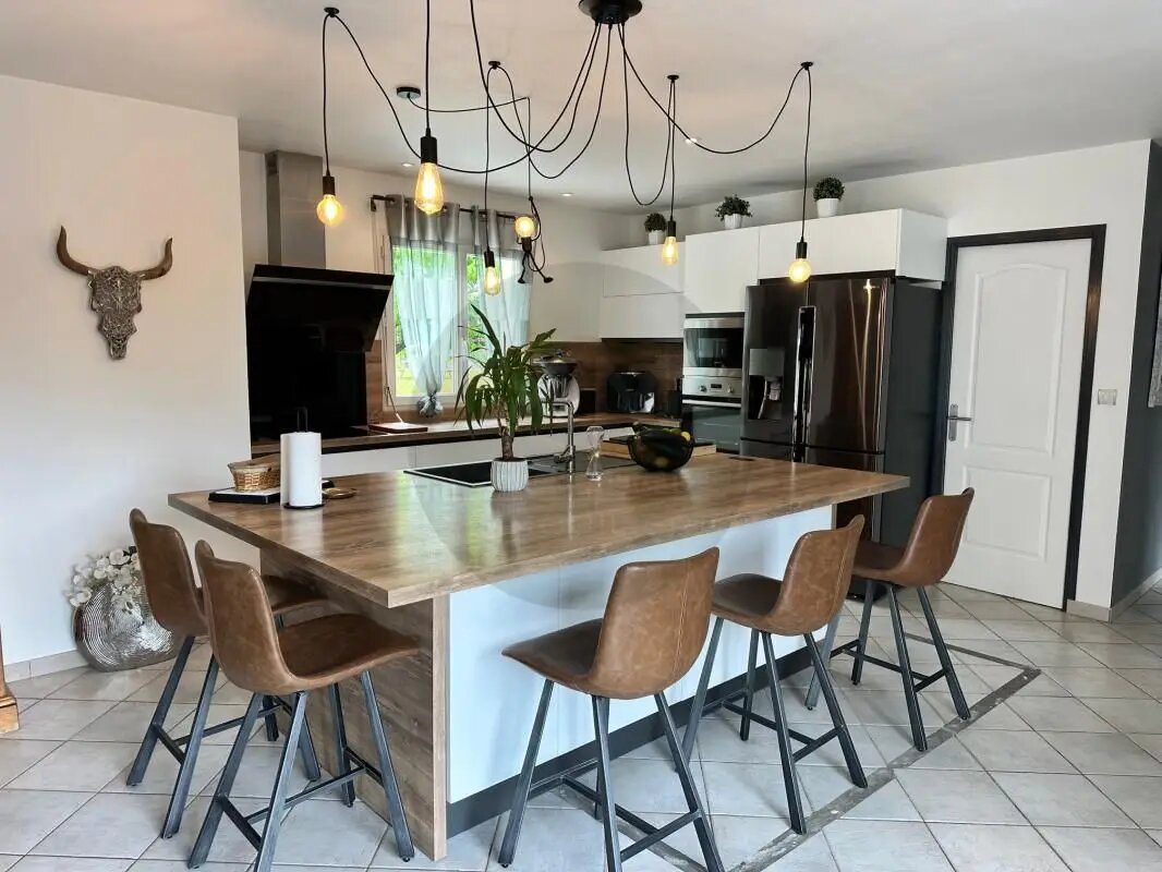 Maison à vendre, 240m², Vironvay