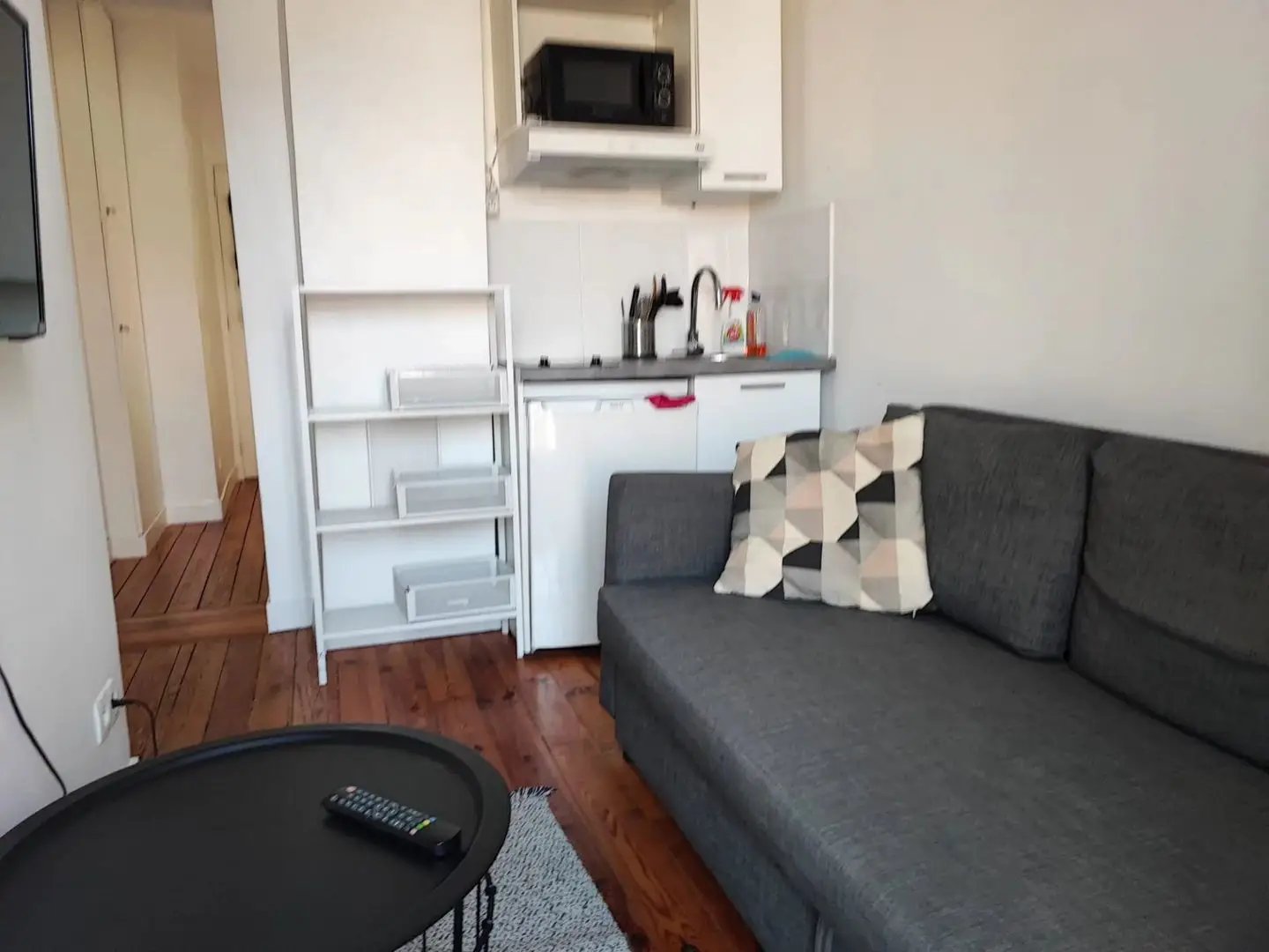 Appartement à louer, 18m², Paris 7ème