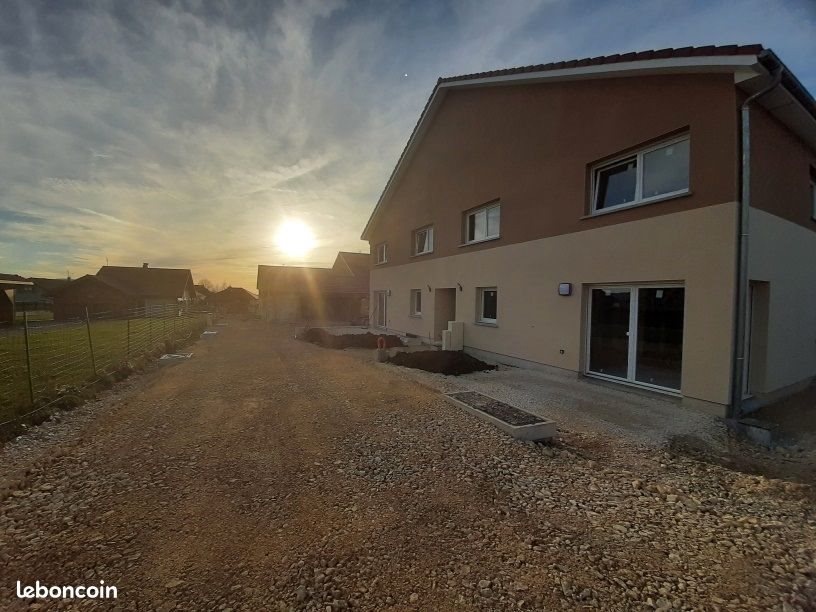 Appartement à louer, 81m², Chaffois