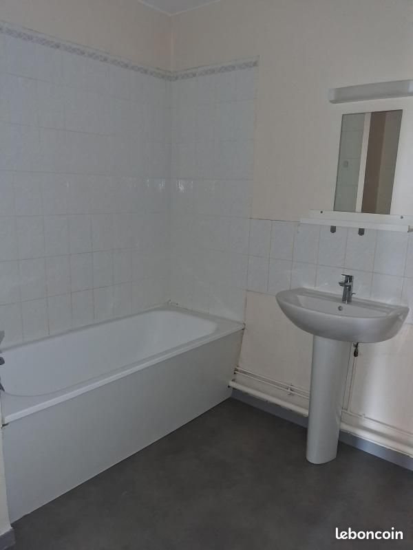 Appartement à louer, 72m², Rougemont