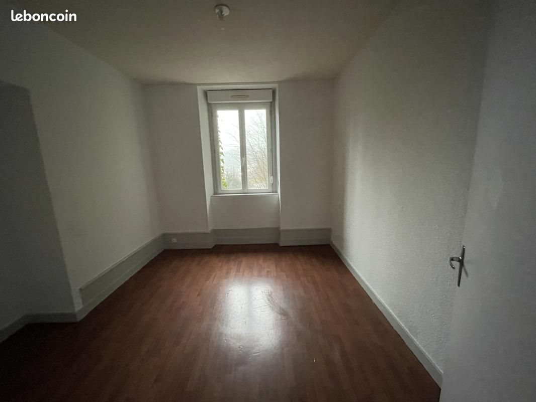 Appartement à louer, 87m², L'Isle-sur-le-Doubs