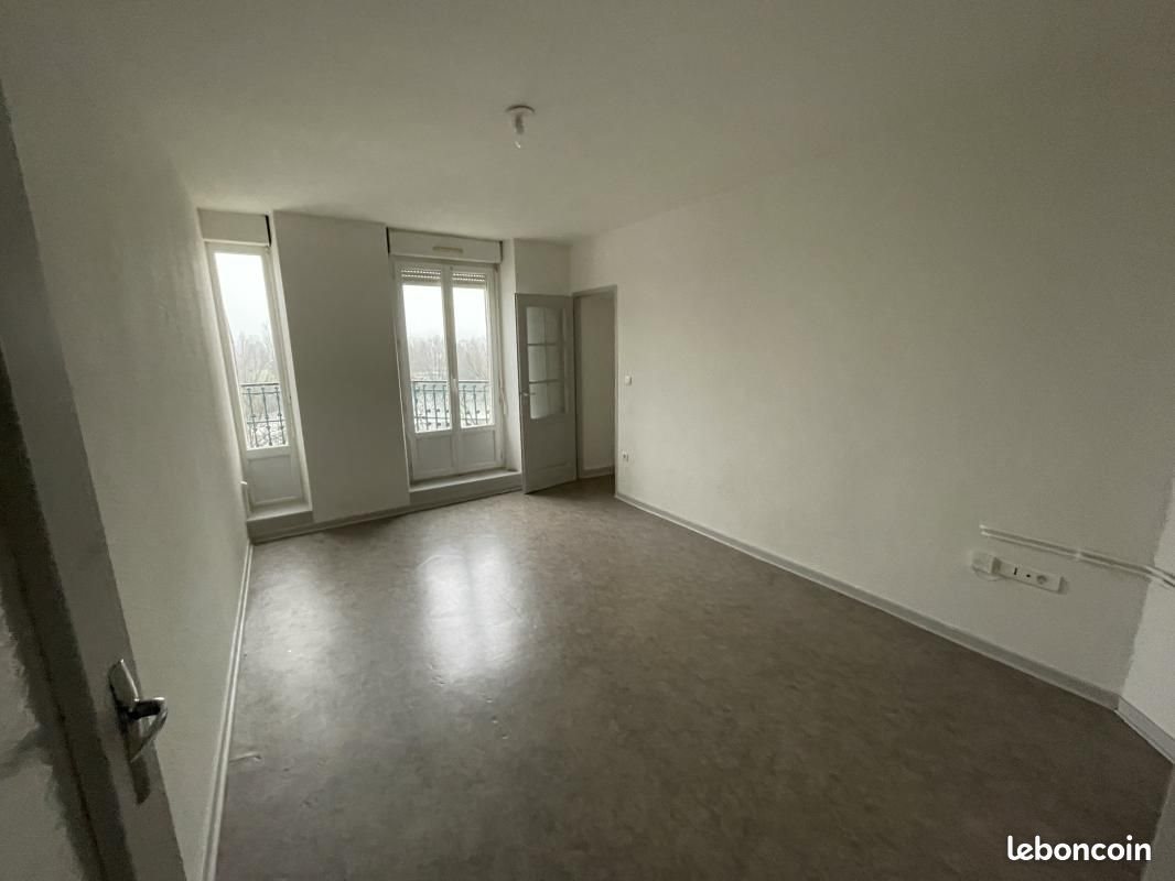 Appartement à louer, 87m², L'Isle-sur-le-Doubs