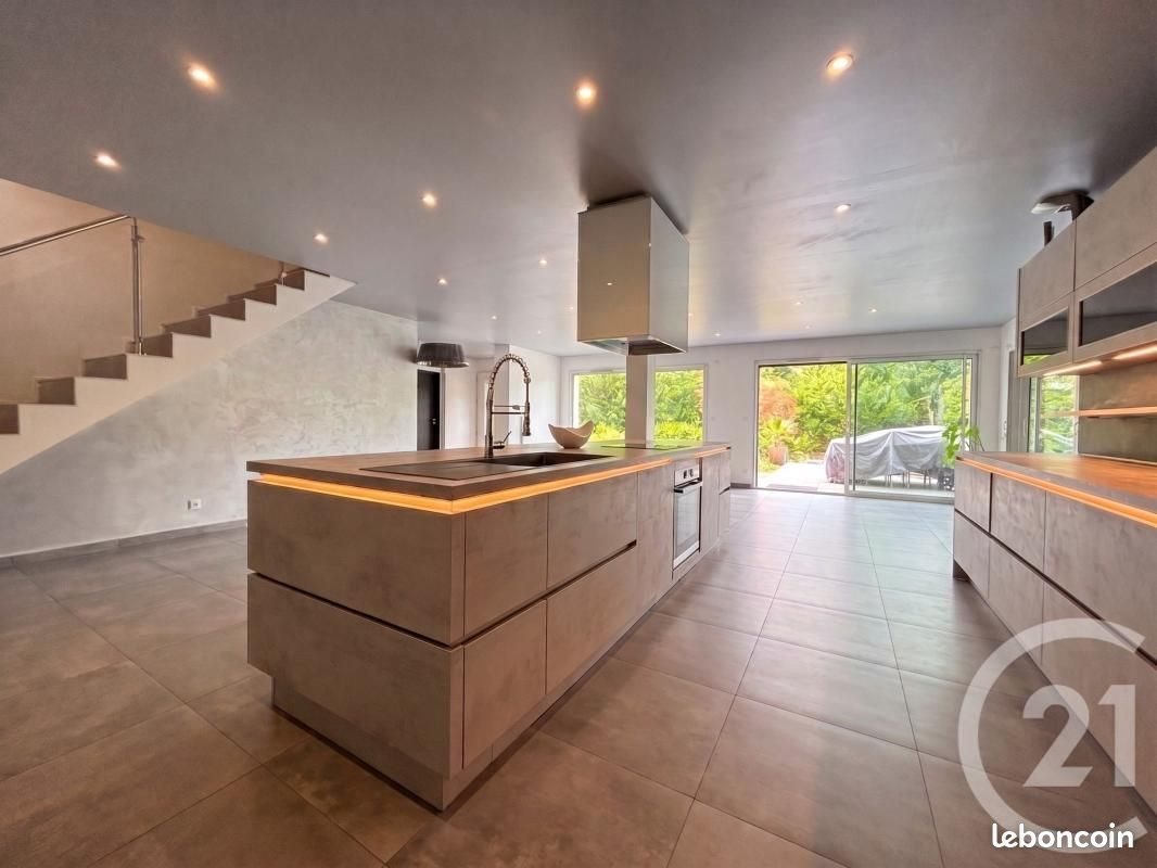 Maison à vendre, 200m², Besançon