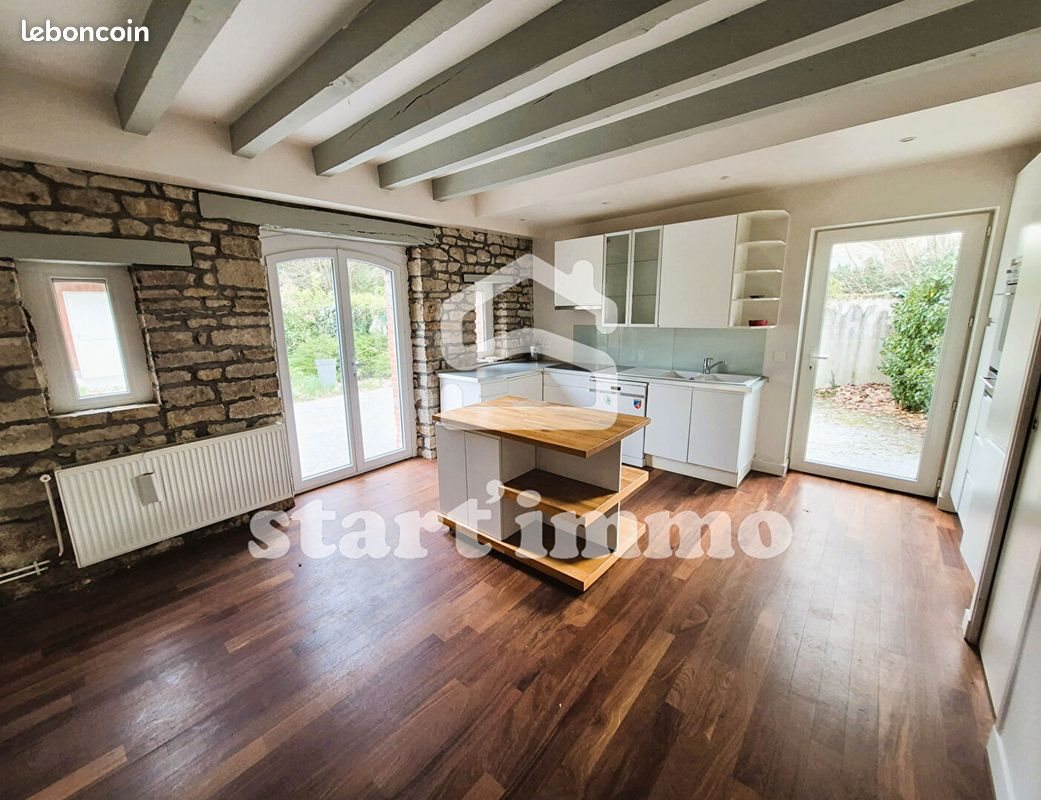 Maison à vendre, 180m², Devecey