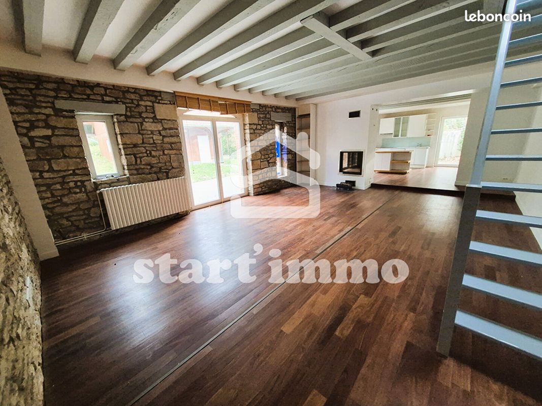 Maison à vendre, 180m², Devecey